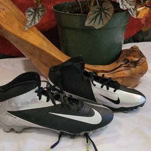 Nike Vapor Size 10 black & silver